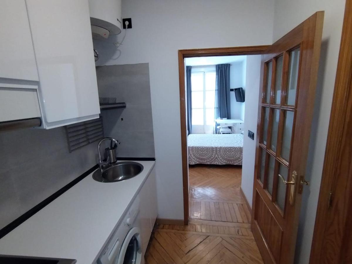 Estudio - Puerta Del Sol Madrid Kültér fotó